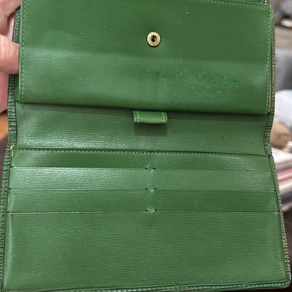 🪧 Authentic Louise Vuitton Vintage Louise Epi Leather Wallet in Green. EUC 🪧 - Picture 10 of 16